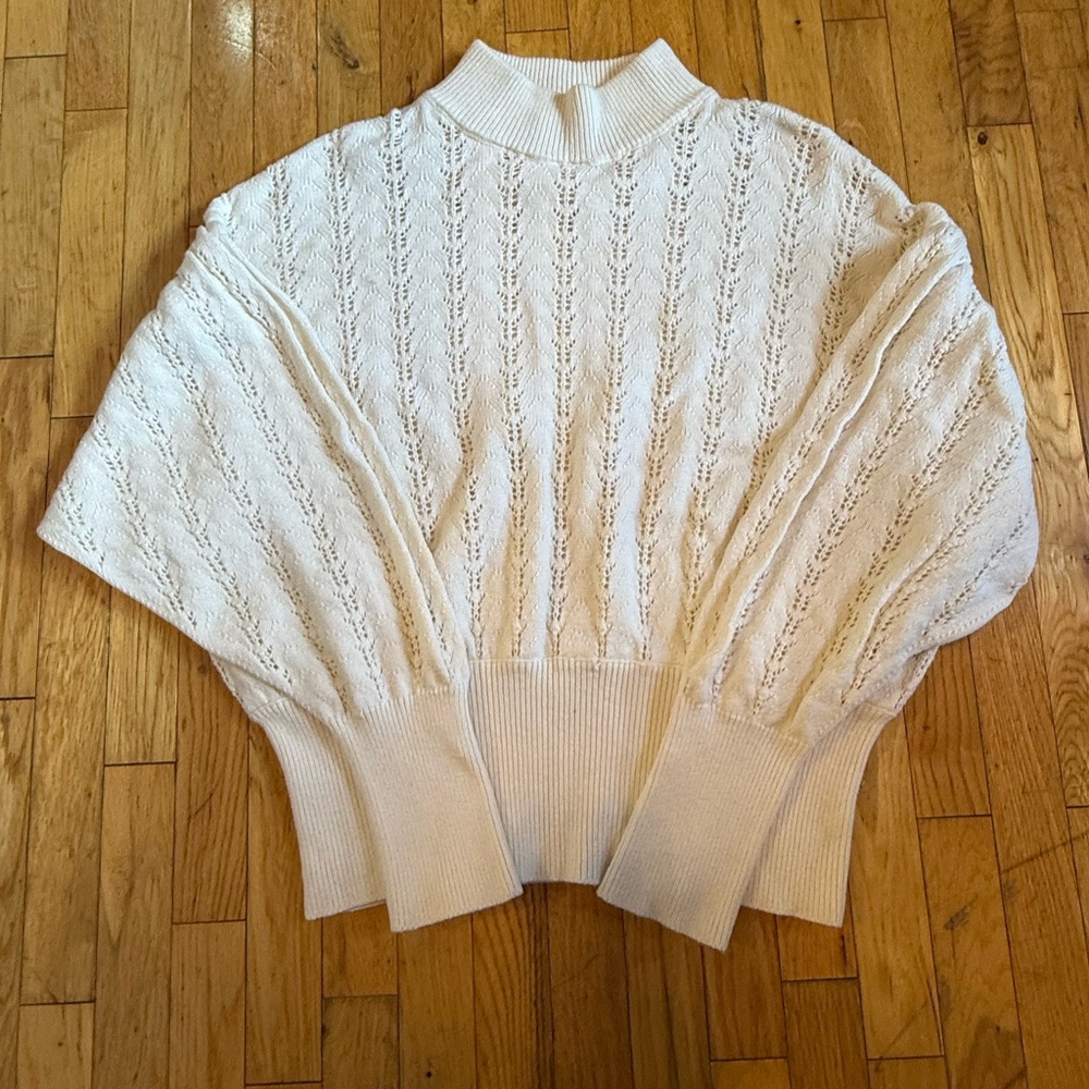 Wilfred Cream Cable-Knit Turtleneck Sweater